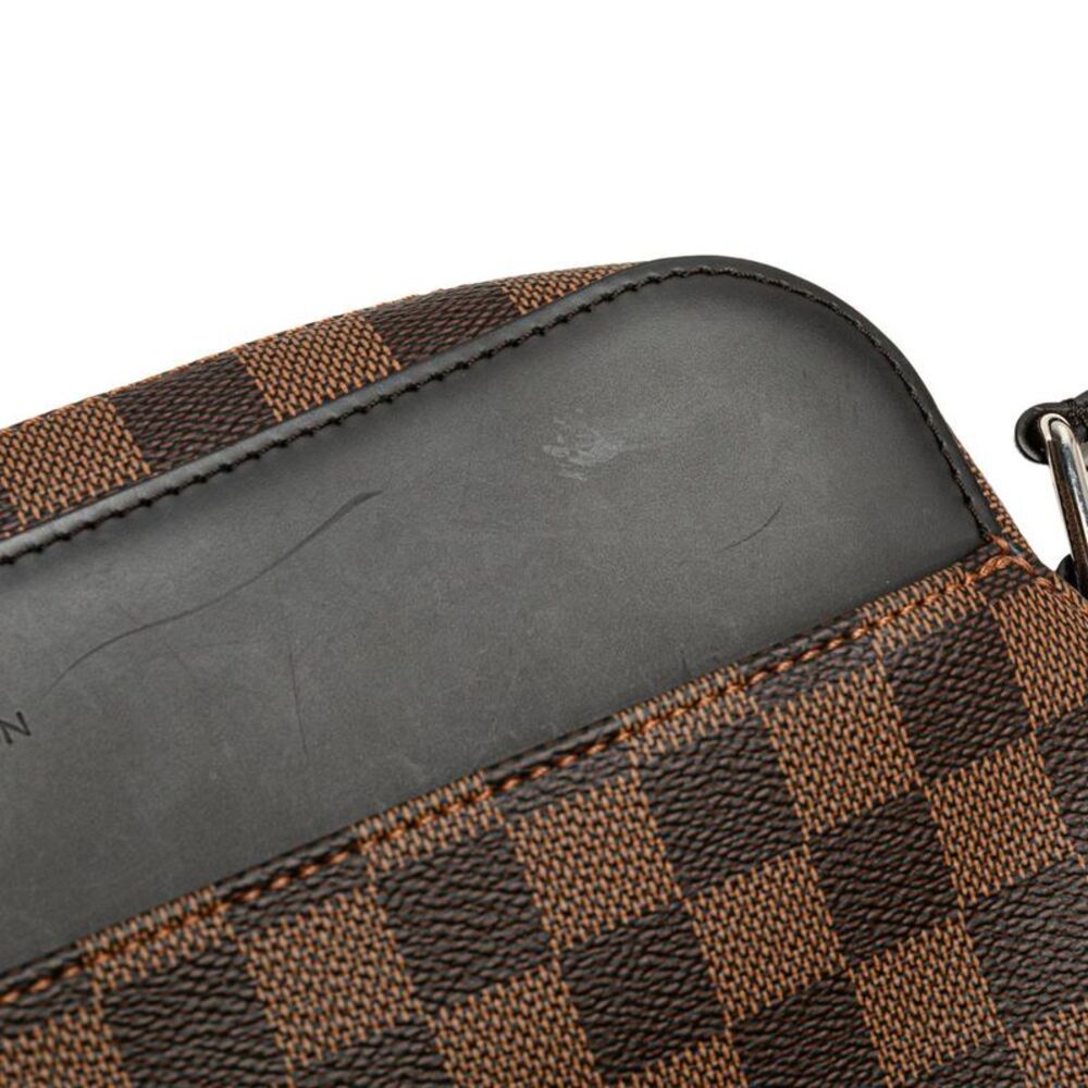 Pre Loved louis vuitton District PM Messenger Bag Women Brown Crossbody Bags - Picture 8 of 8